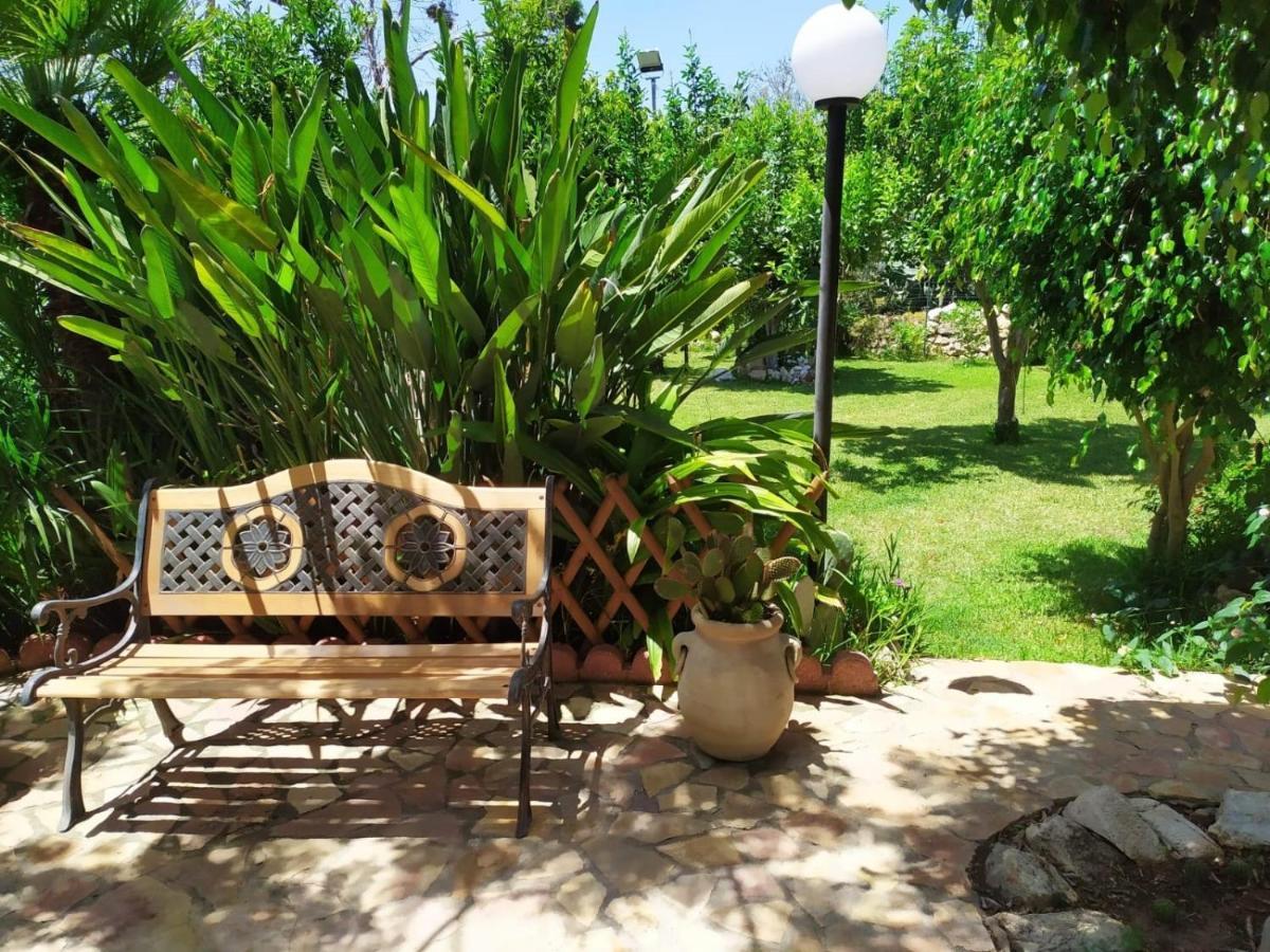Bed and Breakfast I Ciusiddi Portopalo Di Capo Passero Екстер'єр фото